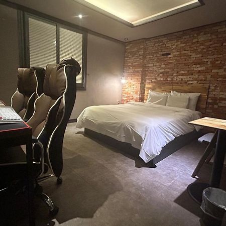 Hotel Parfe Cheonan Buitenkant foto