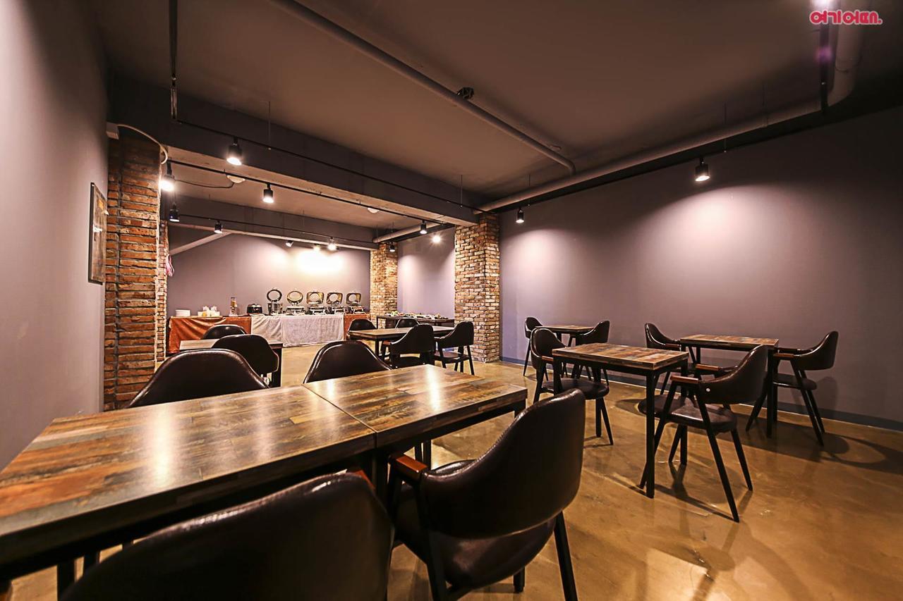 Hotel Parfe Cheonan Buitenkant foto