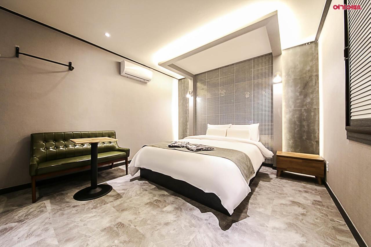 Hotel Parfe Cheonan Buitenkant foto