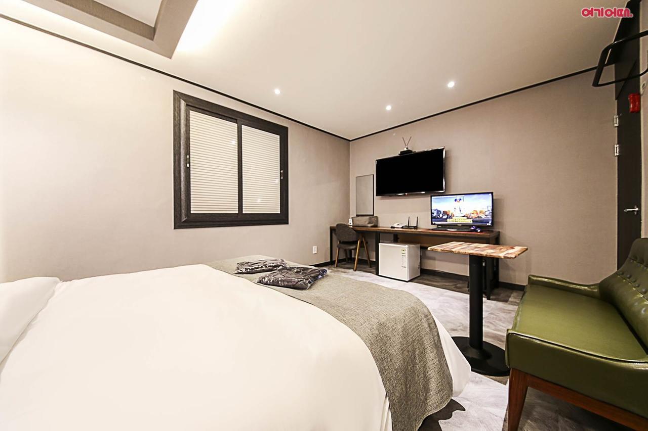 Hotel Parfe Cheonan Buitenkant foto