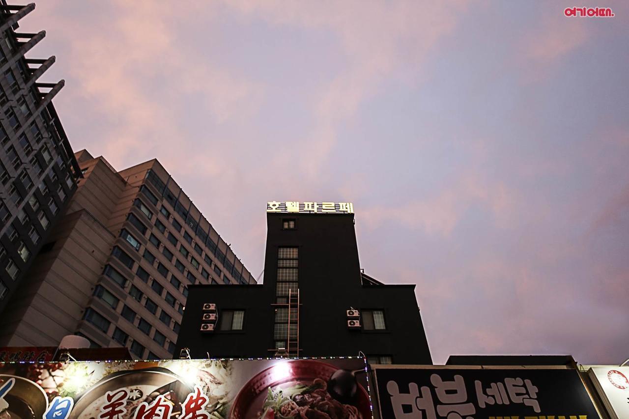 Hotel Parfe Cheonan Buitenkant foto