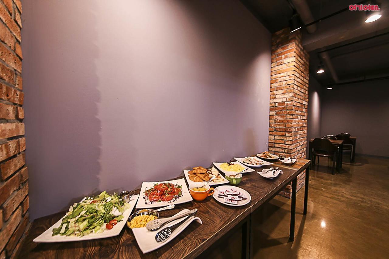 Hotel Parfe Cheonan Buitenkant foto
